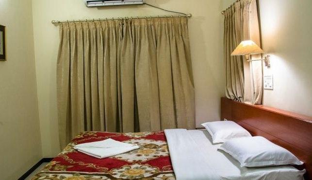 Hotel Bombay Tiffanys Mysore Exterior photo